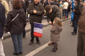 Les militants du FN ne sont pas des monstres. La preuve : ils ont même des enfants.