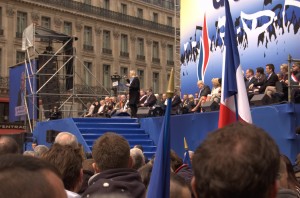 Jean-Marie piquait un peu du nez pendant le discours de Marine.