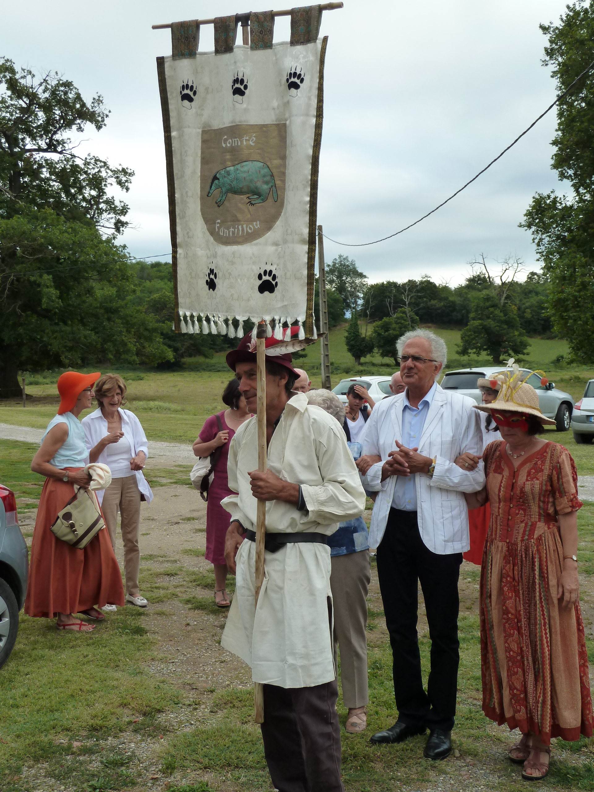 Cérémonie de jumelage entre le château de Fiches et le hameau de Fantillou