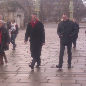 Le "député qui marche" de retour à l'Assemblée nationale