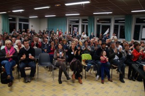 Des citoyens français lors d'une réunion publique - Photo by Marc Gricourt Municipales (Licence CC)