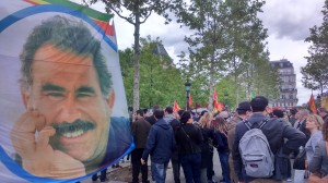 Stand pour la libération d’Abdullah Öcalan, fondateur du parti desTravailleurs du Kurdistan (PKK) considéré comme groupe terroriste en Turquie