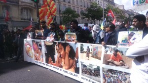 Cortège de la Maison du Tamil Ealam France, association tamoul dénonçant l’impérialisme libéral et le tourisme sexuelle au Sri Lanka