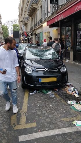 Quelques dégâts après le match 